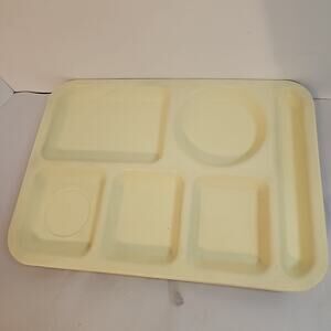 Vintage King-Line Custard Melamine Cafeteria Trays Set of 4 14"x10"